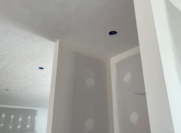 Drywall Installation and Finish
Hang Sheetrock
Level 4
Walls and Ceilings
Tape
Bed and Finish
Sand