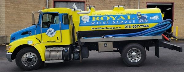 Royal Water Damage Pump Truck
