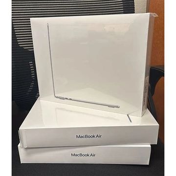 M2 CHIP 16GB RAM 250 GB SSD APPLE MACBOOK 