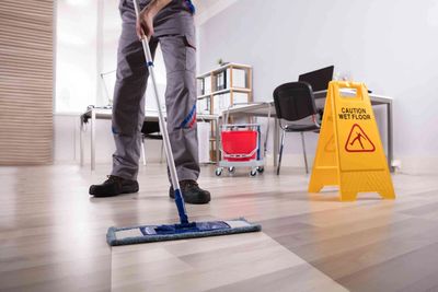 home cleaning, office cleaning, commercial cleaning
