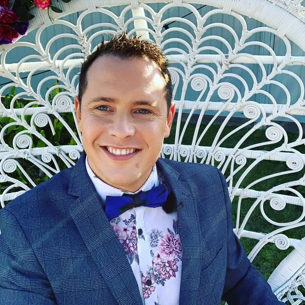 alt="Brisbane wedding celebrant Married by Jay officiating a ceremony"