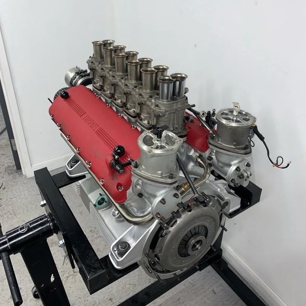 Engine rebuild, Ferrari, distributor, carburettor, 