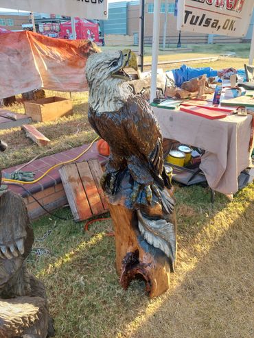 Eagle chainsaw carving 