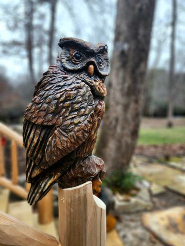 Owl chainsaw carving, carver Chris Gagnon 