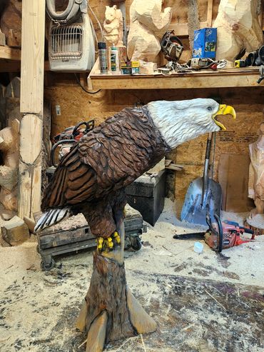 Eagle carving, carver Chris Gagnon 