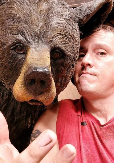 Bear chainsaw carving, carver Chris Gagnon