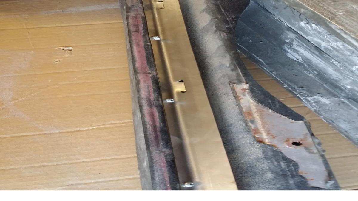 Upper Dash Pad Retainer Clip PN5544960010