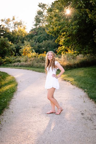 Shannon Rose Photographer Cary Crystal Lake Algonquin IL Senior Portrait Natural Light Photographer