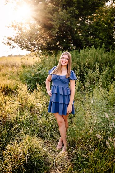 Shannon Rose Photographer Cary Crystal Lake Algonquin IL Senior Portrait Natural Light Photographer