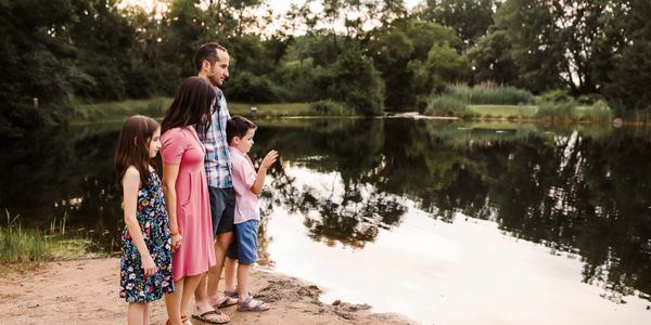 Shannon Rose Photographer Cary Crystal Lake Algonquin IL Family Portrait Natural Light Photographer