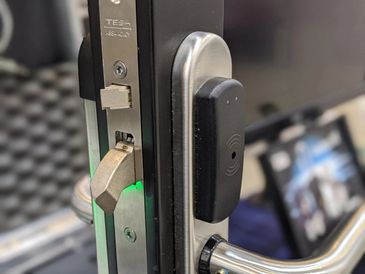 Cerraduras Electrónicas, Cerraduras Autónomas, cerraduras para hoteles, chapas de seguridad