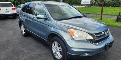 Honda crv for sale at lux car sales & rentals 1040 Dundee Ave East Dundee il 60118
