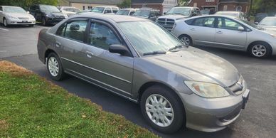 2005 Honda Civic  for sale best prices in chicago at lux car sales 1040 Dundee Ave East Dundee 