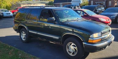 2001 Chevy Blazer for sale cheap at lux car sales & rental 1040 Dundee Ave EAST DUNDEE 833-589-7253
