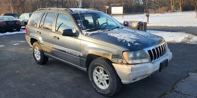 2003 Jeep Grand Cherokee affordable suv for sale at lux car sales 1040 Dundee Ave east dundee il 