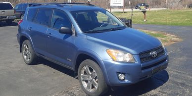 2010 Toyota RAV4 4WD buy here pay here everyone is approved 1040 Dundee Ave east dundee ,  il 60118