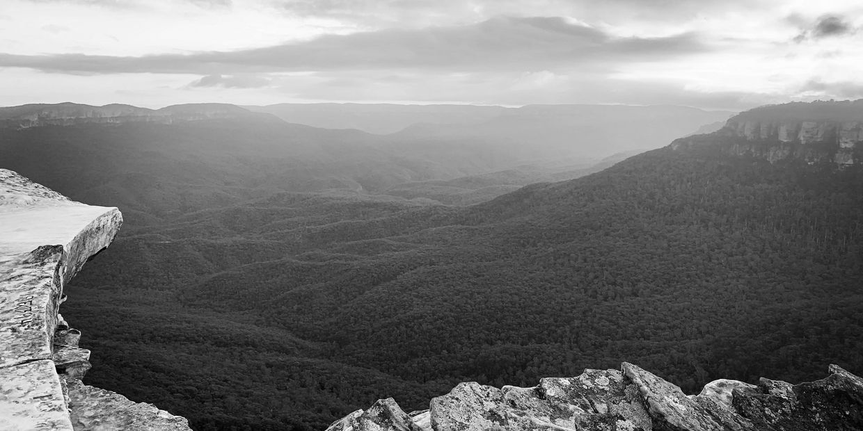 View from Lincoln's Rock (also known as Sunset Rock) in Wentworth Falls, Blue Mountains, Australia.