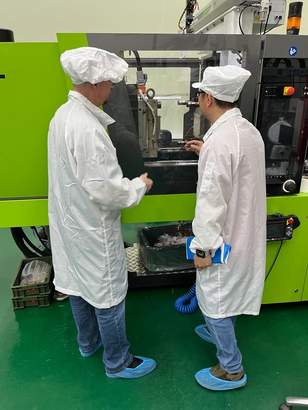 Plastic Injection Molding for consumer products, medical products and automotive industries