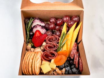 Snackle Box – amazinggrazetn