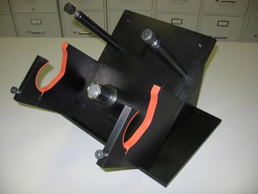 FIXTURE, ASSEMBLY CARRIAGE PIVOT BOLT ASSEMBLY FIXTURE
