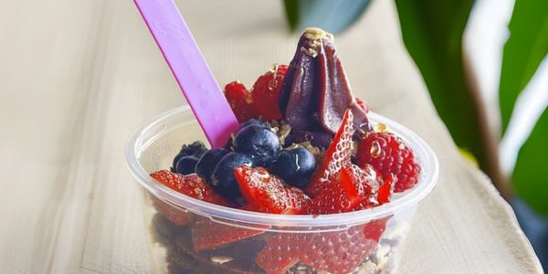 Berry Bowl acai bowl with strawberries and blueberries