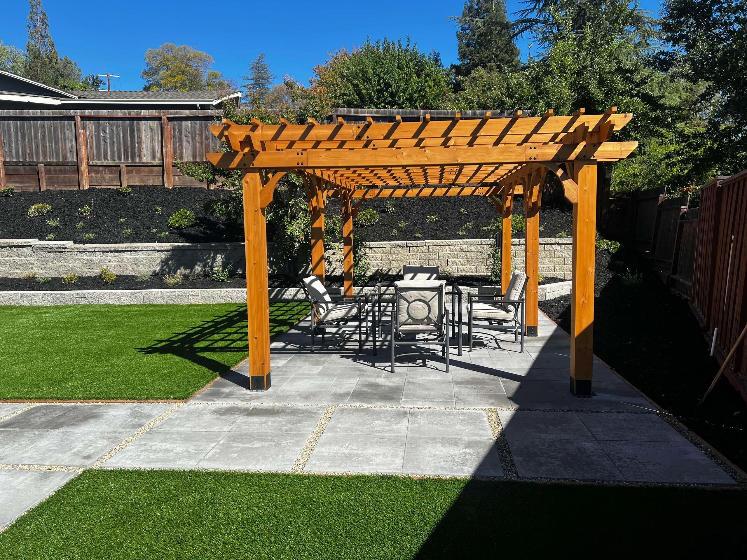 Live Oak Landscaping - Vacaville
