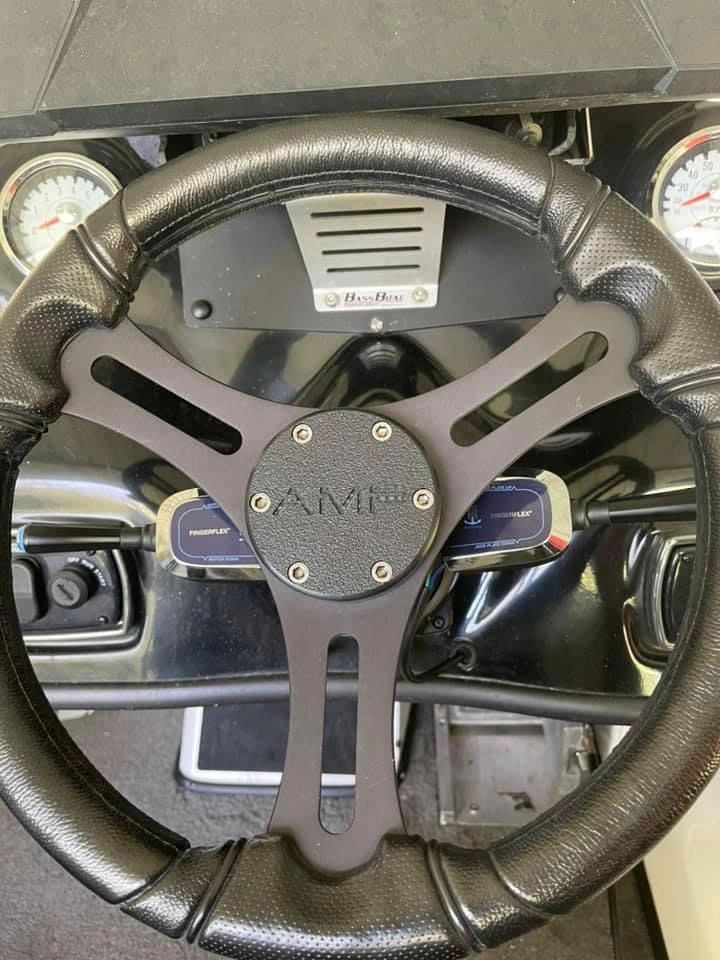 AMP STEERING WHEEL CAP