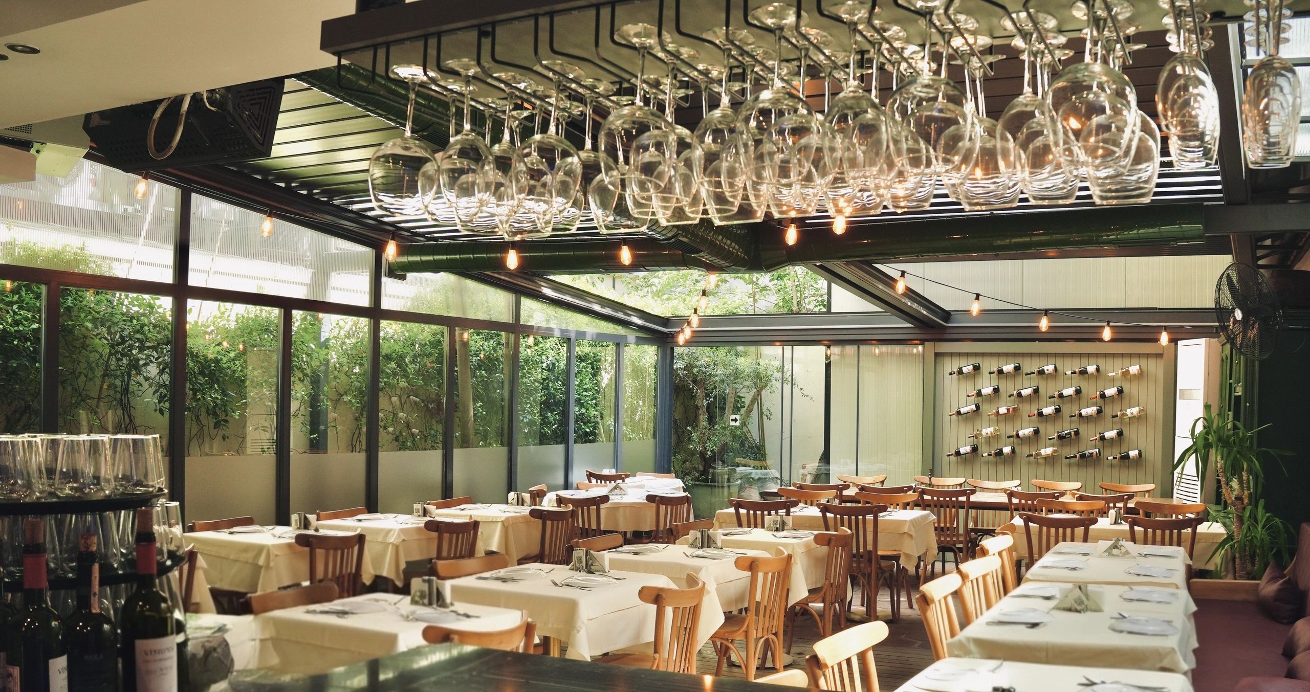 SADE Bes Denizler Mutfagi - Restaurant in Nişantaşı, Istanbul