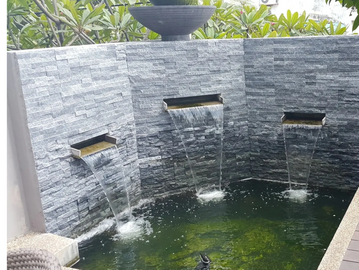 Backyard cascade water fountain