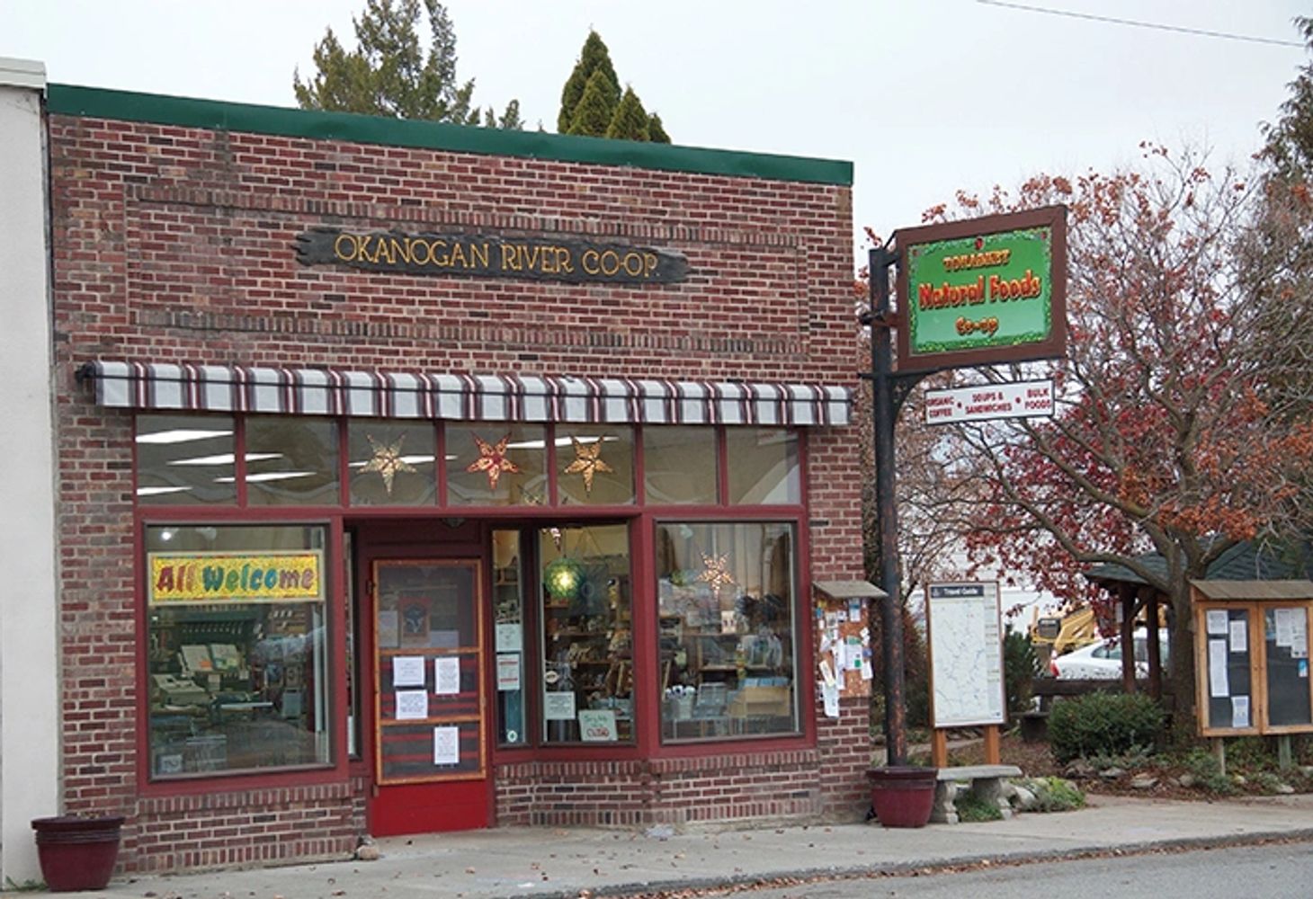 The front of the Tonasket Natural Foods Co-op in Tonasket, Washington.