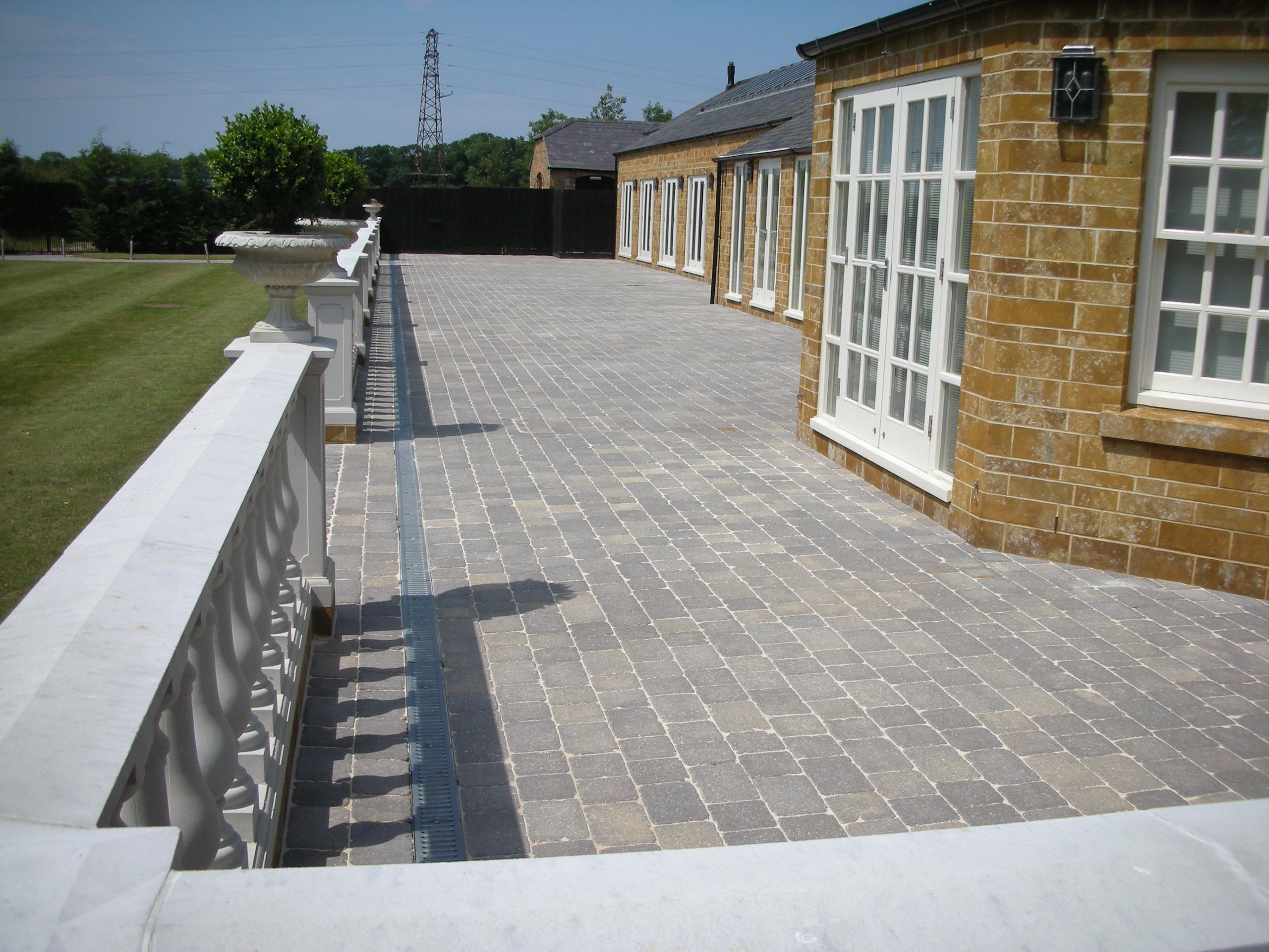 Professional JetPressure Washing & Driveway Cleaning/Stoke OnTrent