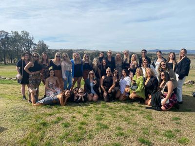 Group enjoying Hunter Valley Wine Tour, Hunter Valley party bus wine tour, Newcastle party bus