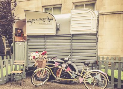 Horsebox Bar and  Tandem