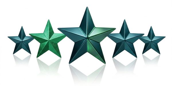 Five green metallic stars of varying sizes with reflections.