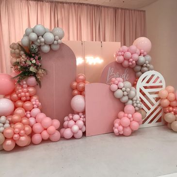 Stunning Balloon Designs for Unforgettable Events
Elevate Your Event with Custom Balloon Decorations