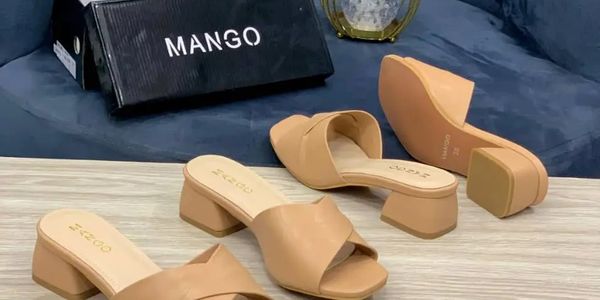Comfortable female slippers