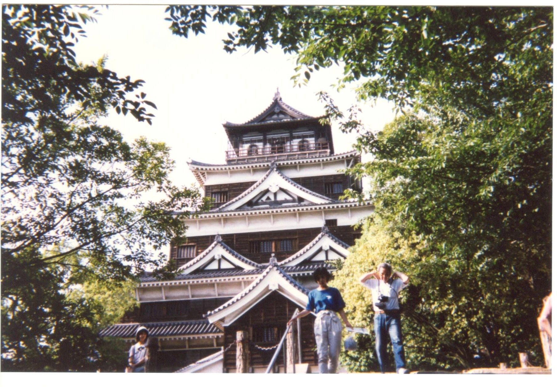 Hiroshima_castle.jpg