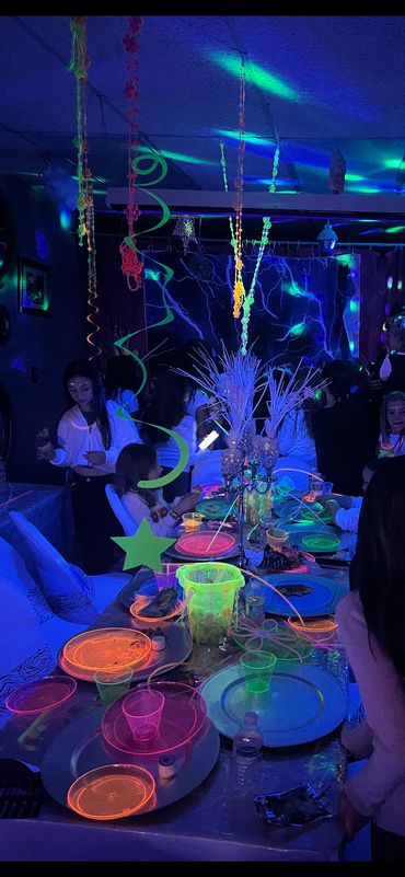 Best glow in the dark kids birthday party decorating ideas in Milwaukee, Waukesha, and Racine county