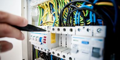 yacht electrical and electronics