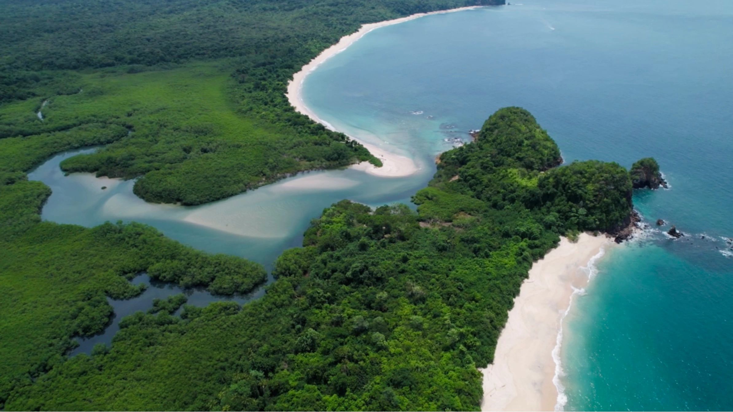 Pearl Islands History white beaches del rey