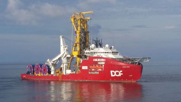 Skandi Africa OCV Offshore Construction Vessel, Subsea Construction, Flexible pipelay, heavy lift