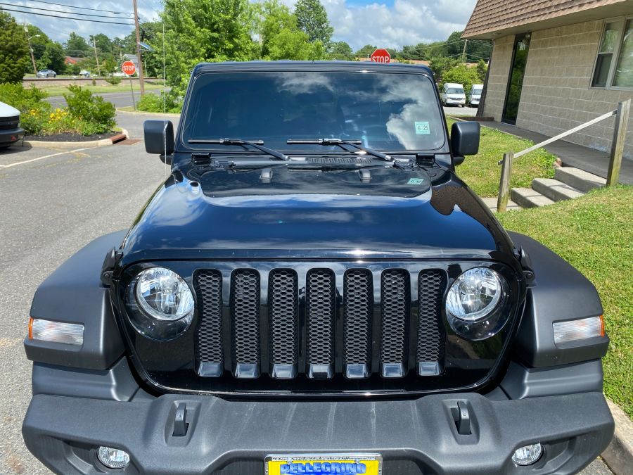 Jeep Wrangler/Gladiator window tint job 17 — Dope Tintings Pennsauken NJ