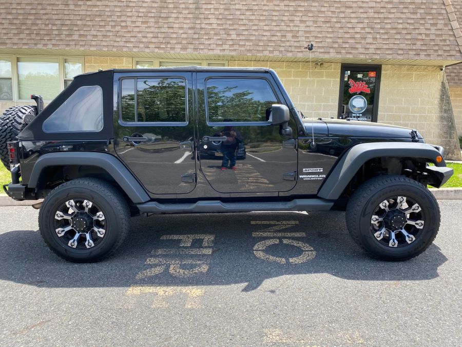 Jeep Wrangler/Gladiator window tint job 2 — Dope Tintings Pennsauken NJ