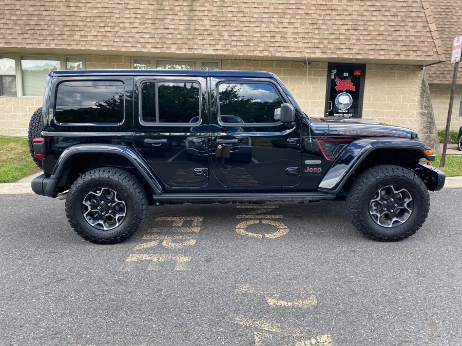 Jeep Wrangler/Gladiator window tint job 18 — Dope Tintings Pennsauken NJ