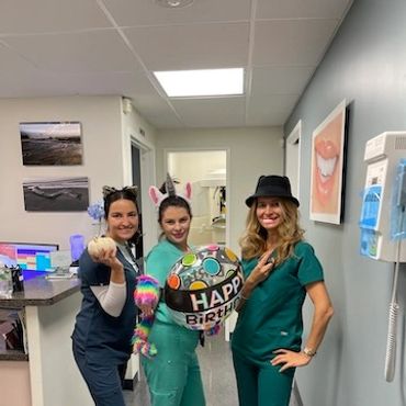 Dentist / Dental Clinic
Dentist near me
Emergency dentist
Family dentistry / General dentist
Dental 