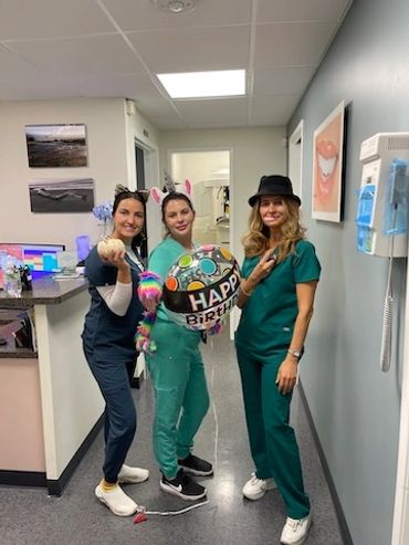 Dentist / Dental Clinic
Dentist near me
Emergency dentist
Family dentistry / General dentist
Dental 