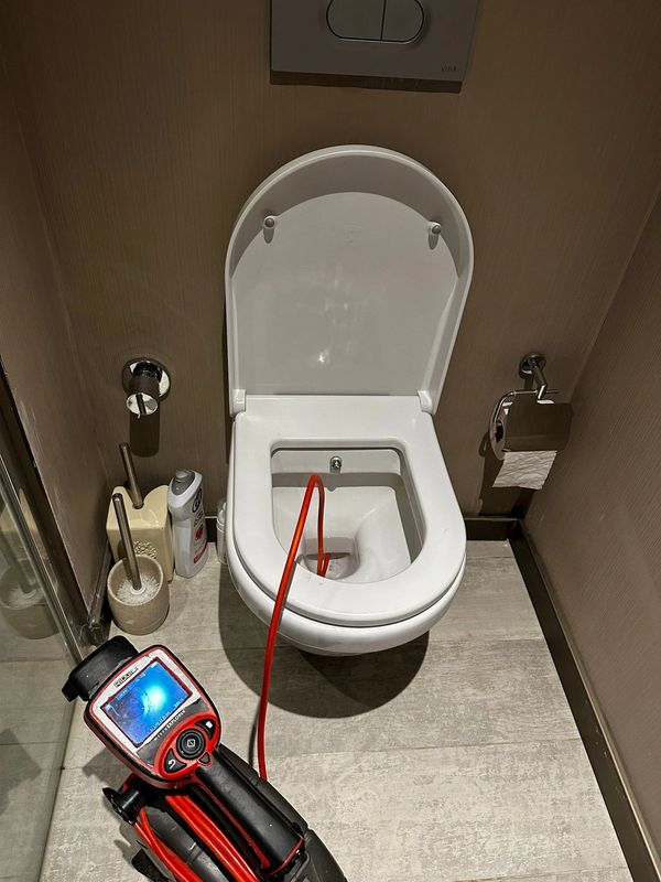 Kameralı Su Kaçağı Tespiti 
7/24 Su Kaçağı Tespiti
Su Kaçağı Tespiti