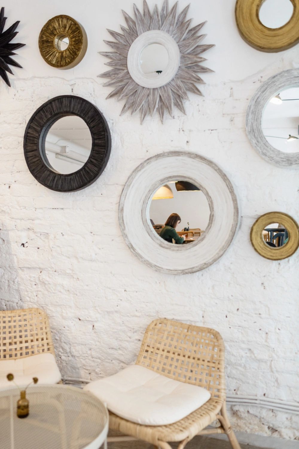 DIY Mini Mirrors Gallery Wall 