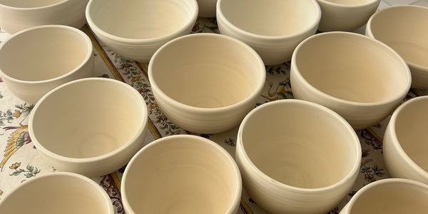 Ceramic pottery bowls made in Honolulu Hawaii