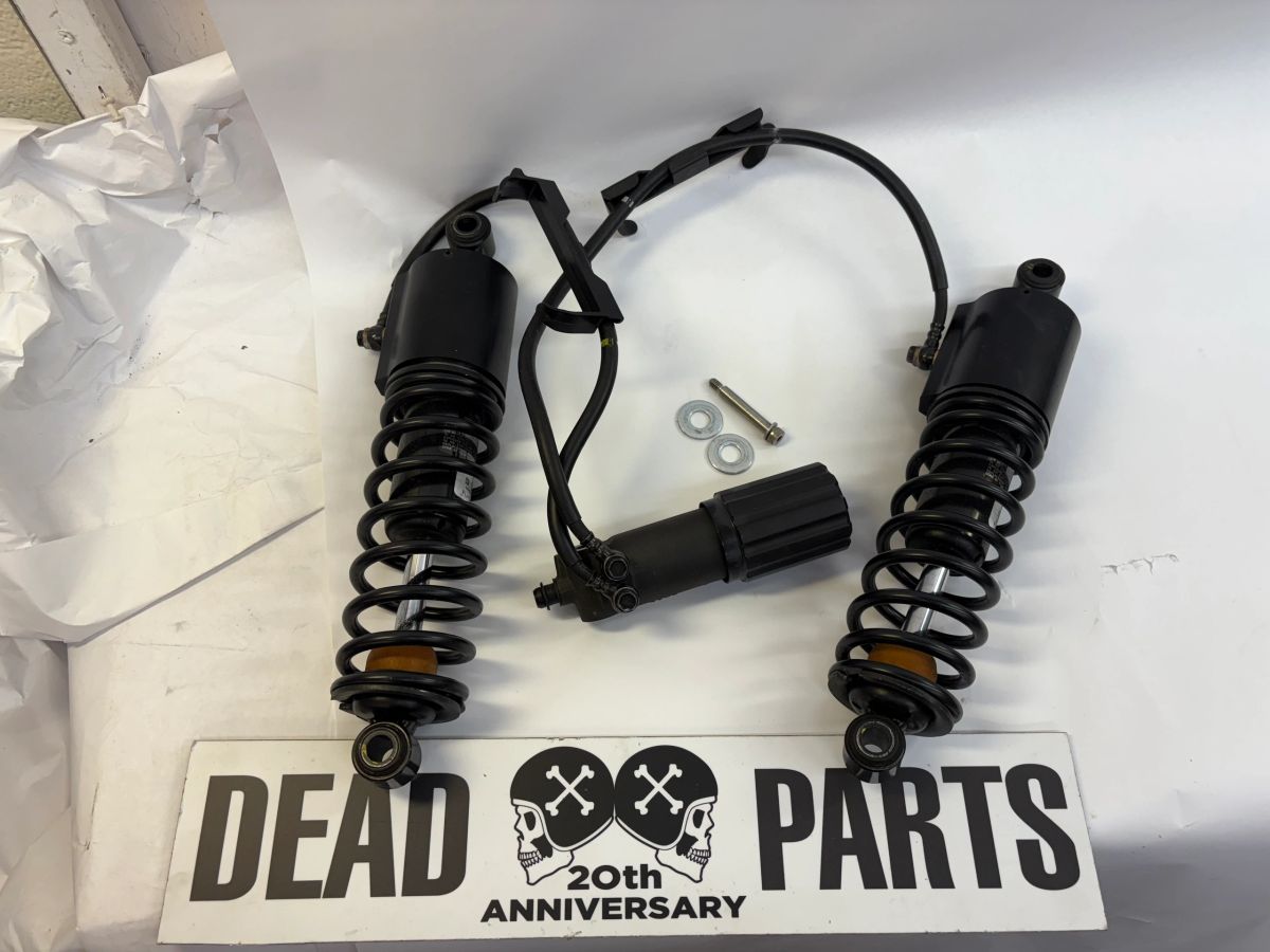 Harley Trike Tri-Glide FLHTCUTG rear shocks shock absorbers 54000144